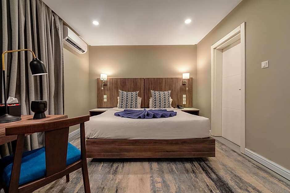 Central Hotel Ridge