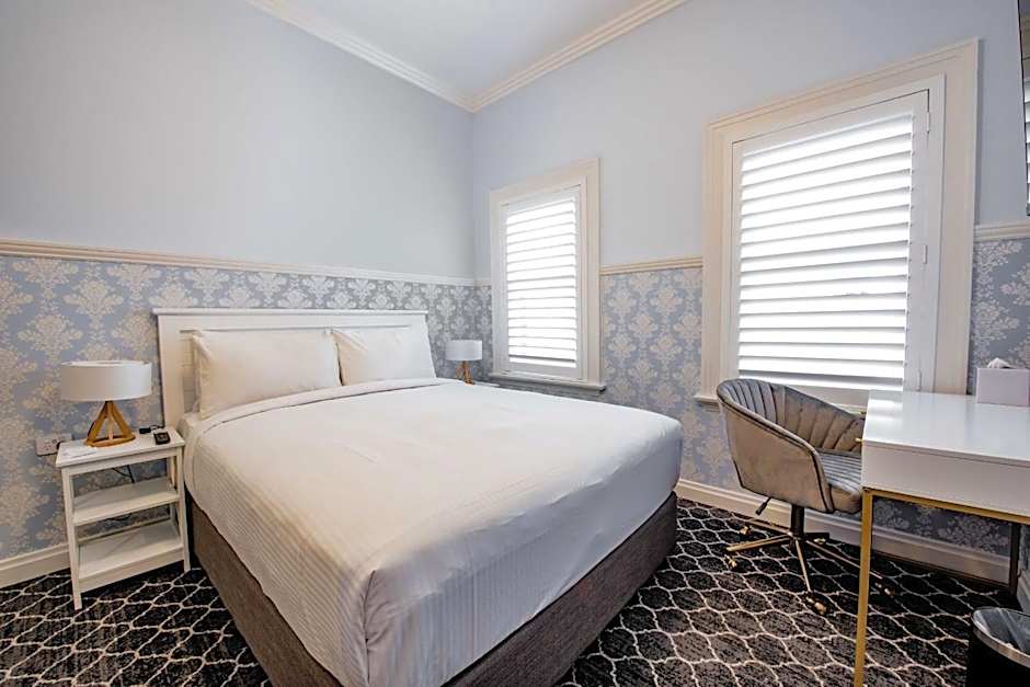 Bankstown Hotel