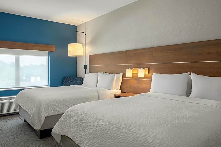 Holiday Inn Express & Suites West Melbourne By IHG