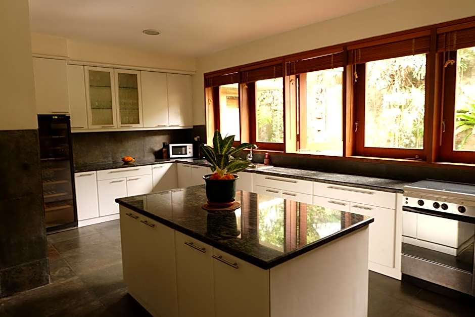 Gana Begawan Luxury Private Villa