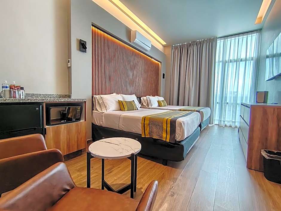 Hotel Block Suites