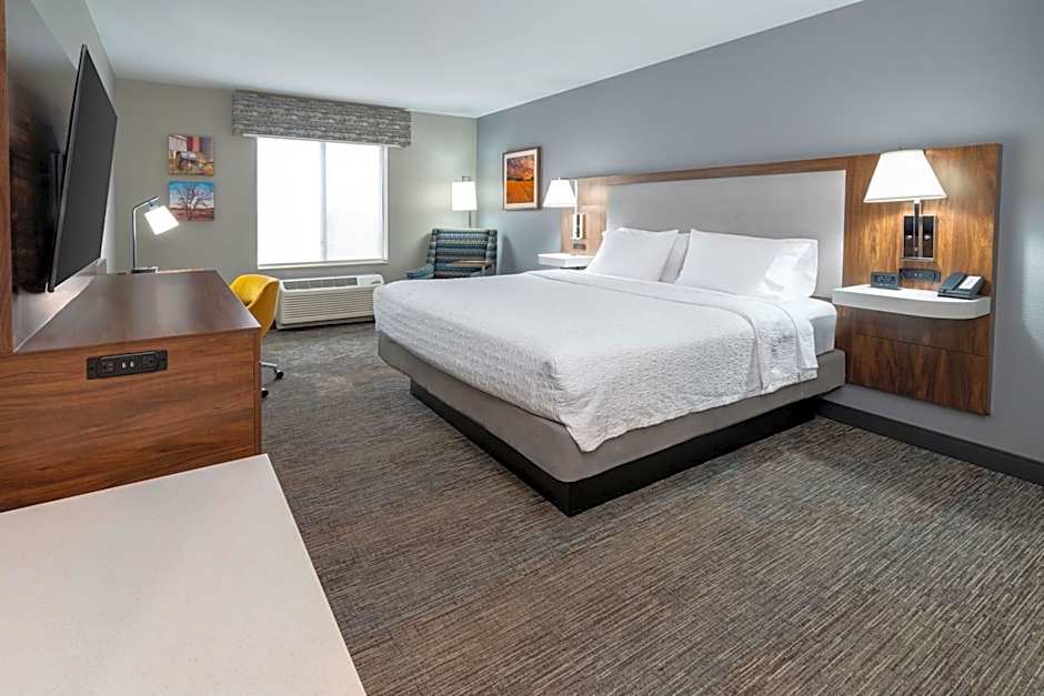 Hampton Inn By Hilton Mitchell