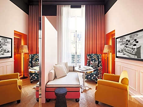 Medium Mama Twin Room