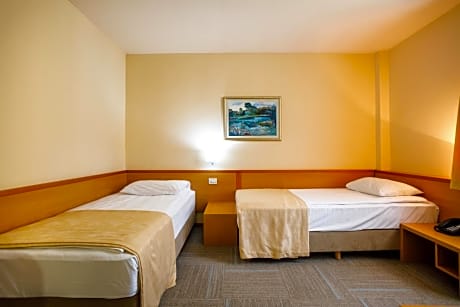 Twin Room - Disability Access