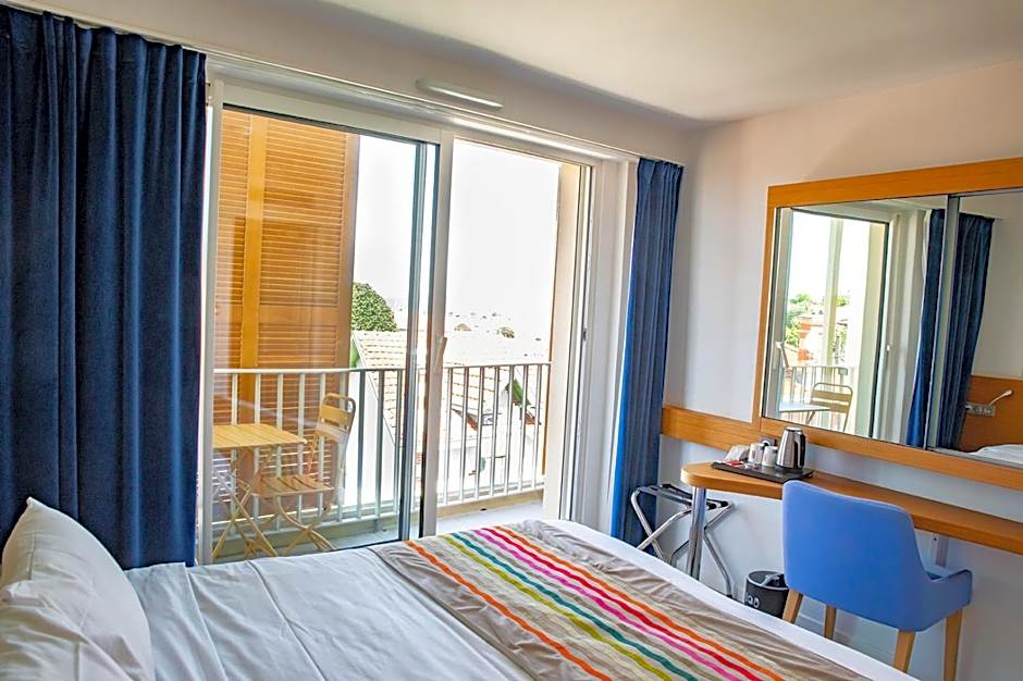 Grand Atlantic Hotel