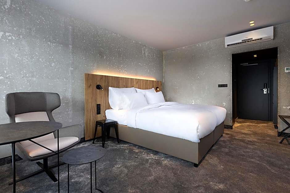 Photo 1 of 11 of Deluxe 1 Double Bed or 2 Beds