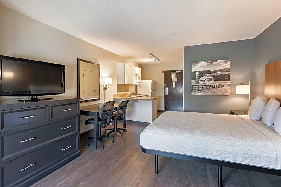 Extended Stay America Suites - Charlotte - University Place