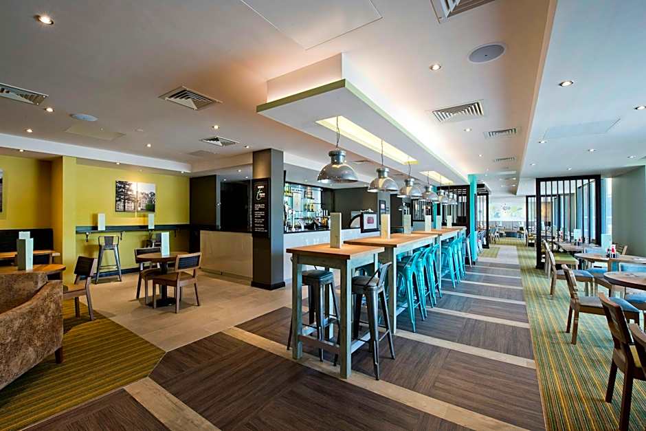 Premier Inn Milton Keynes Central - Theatre District