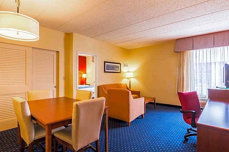 Comfort Inn At Joint Base Andrews