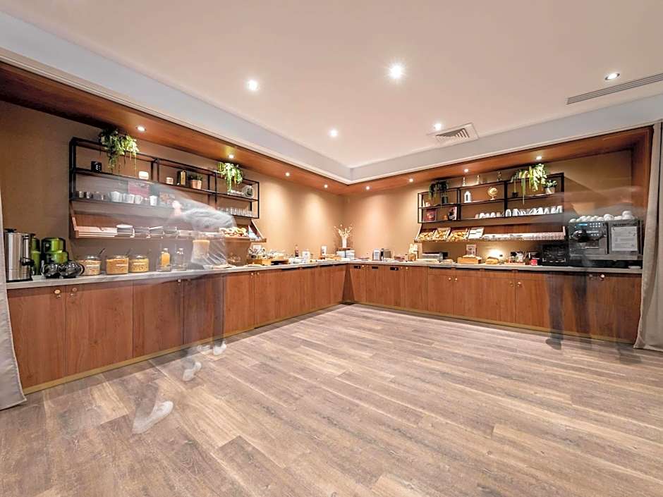 Hotel Mercure Paris Ouest Saint-Germain