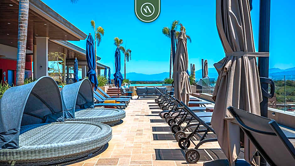 2BR Condo in Nuevo Vallarta - Private Terrace