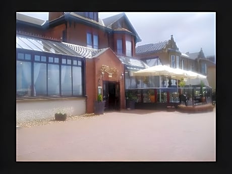 Lauriston Hotel