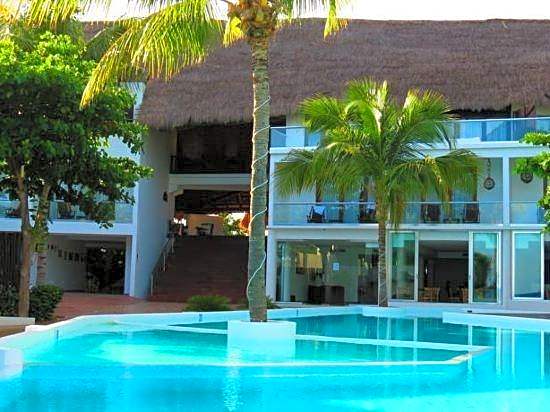 Le Reve by Mij - Beachfront Hotel