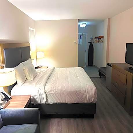 Standard King Room