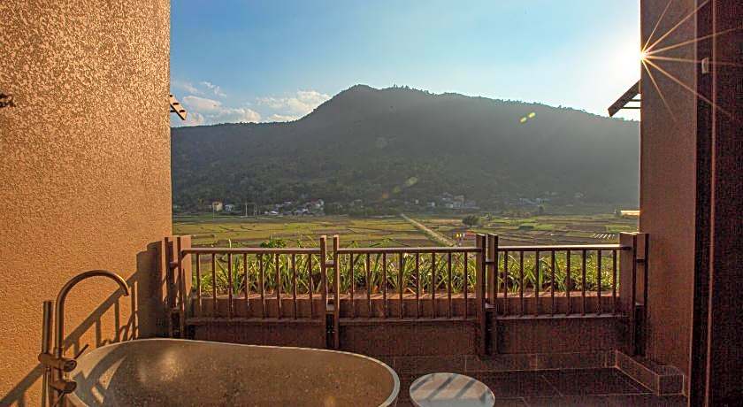 Mandala Retreats Kim Bôi