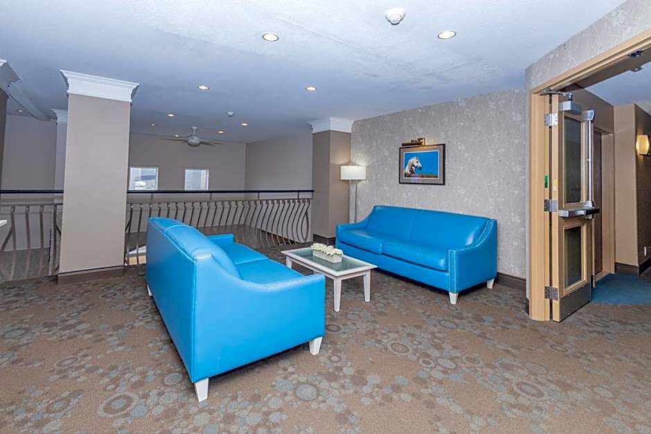 Days Inn & Suites by Wyndham Brandon