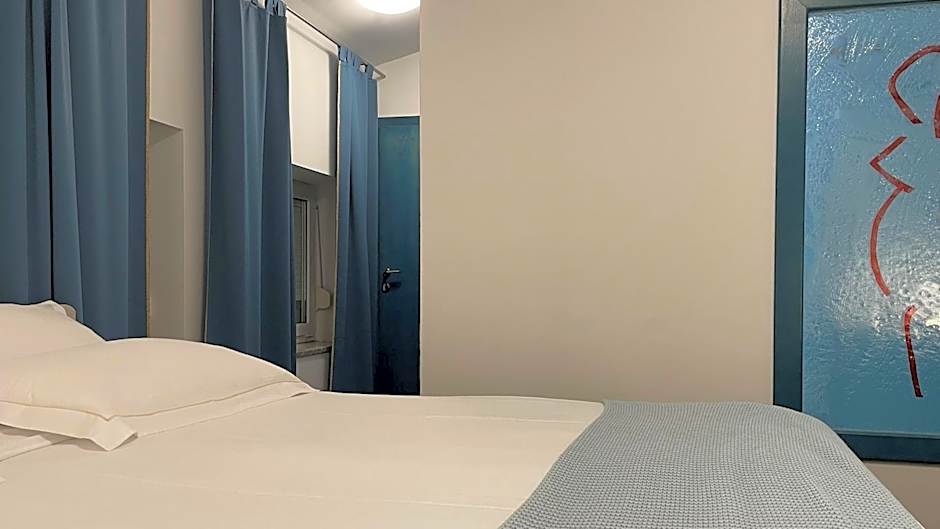 MADONCA ROOMS & RESTAURANT