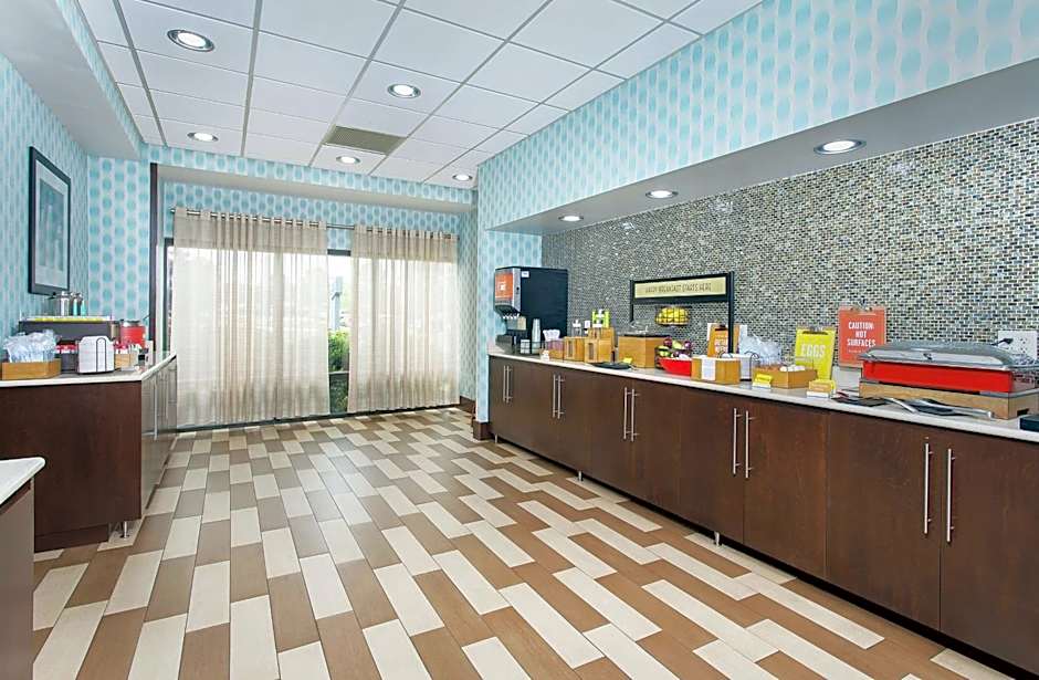 Hampton Inn By Hilton Cullman