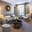 Hotel Camille Paris, Tapestry Collection by Hilton