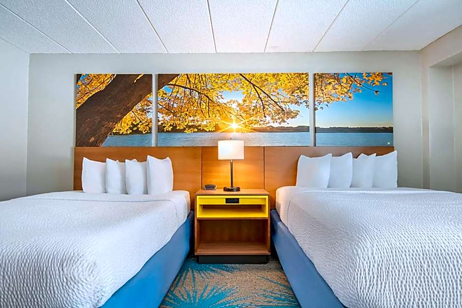 Days Inn by Wyndham International Falls