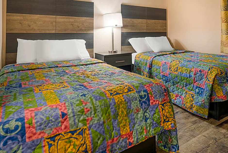 Knights Inn Grand Rapids East