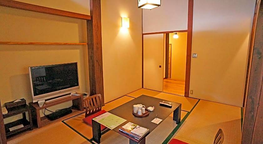 Yufuin Onsen Kishokaiuntei Muzinzo