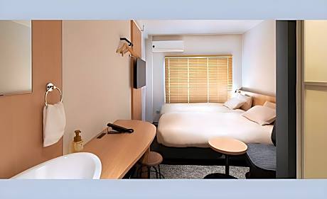 Twin Room - Non-Smoking