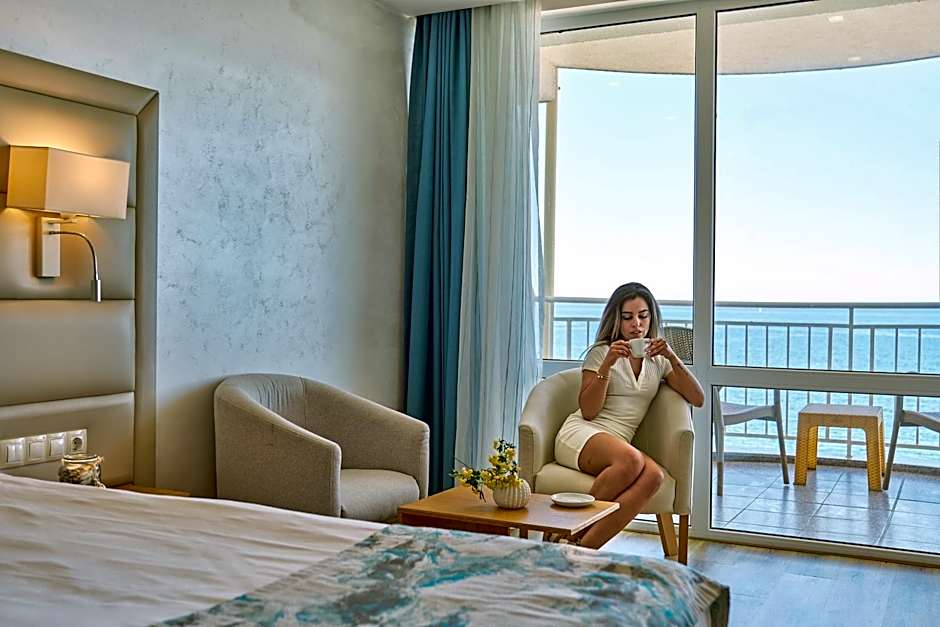 Bilyana Beach Hotel- Adults only