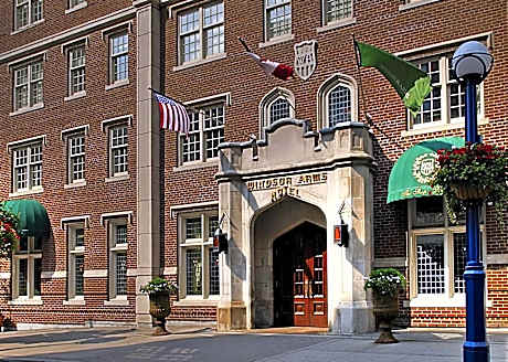 Windsor Arms Hotel