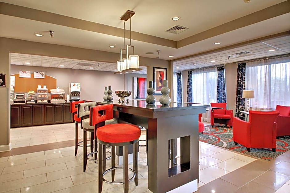 Holiday Inn Express Hurricane Mills Waverly By IHG