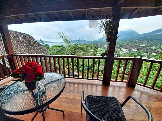 Villa Bukit Berbunga