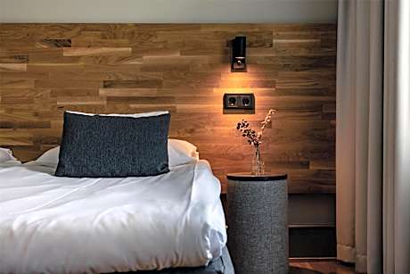 Standard Twin Room with Kitchenette - Non-Smoking