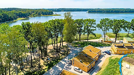 Two-Bedroom Apartment with Lake View