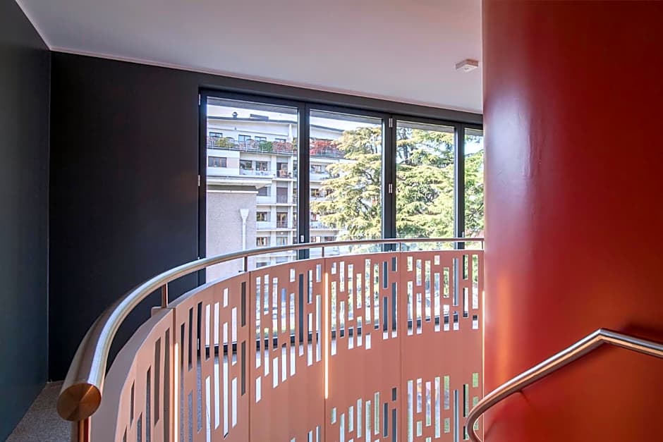 YUGOGO PELLICO 8 Trento Centro