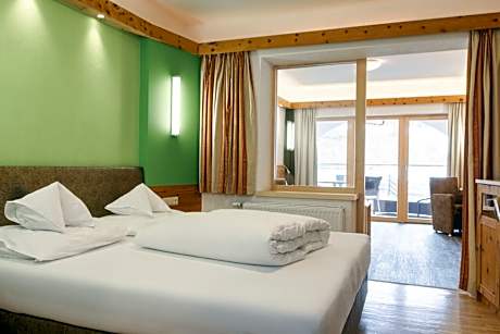 Junior Suite with Balcony