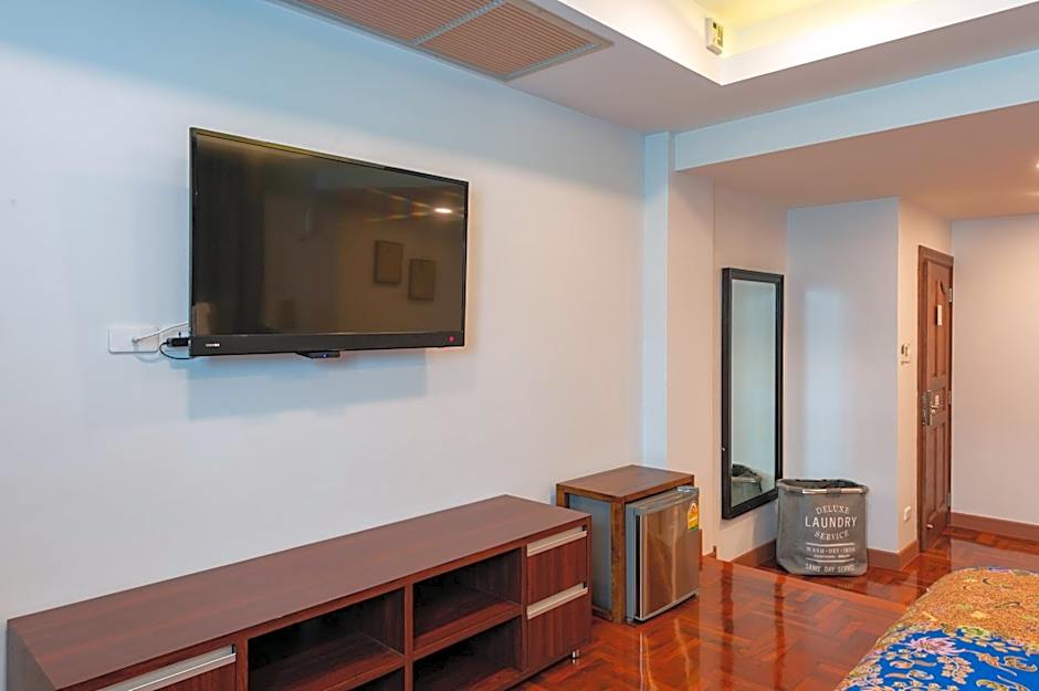 Maneeya Park Residence