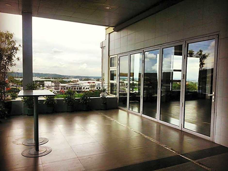 Paseo Premiere Hotel