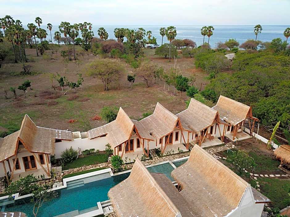 Kalyssa Beach Bungalows