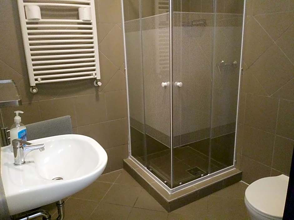 M0 Lakihegy Horgony u 10