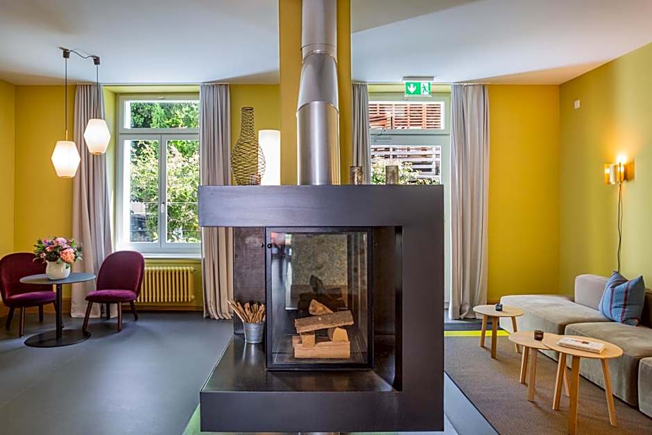 Alma Hotel - Boutique hideaway by the lake with rooftop and ladies-only wellness