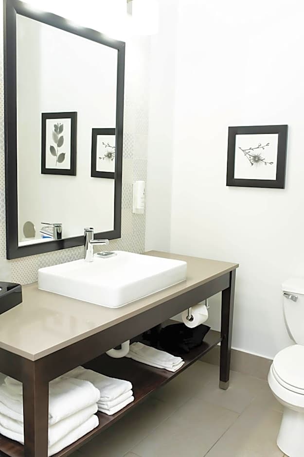 Country Inn & Suites by Radisson, Prairie du Chien