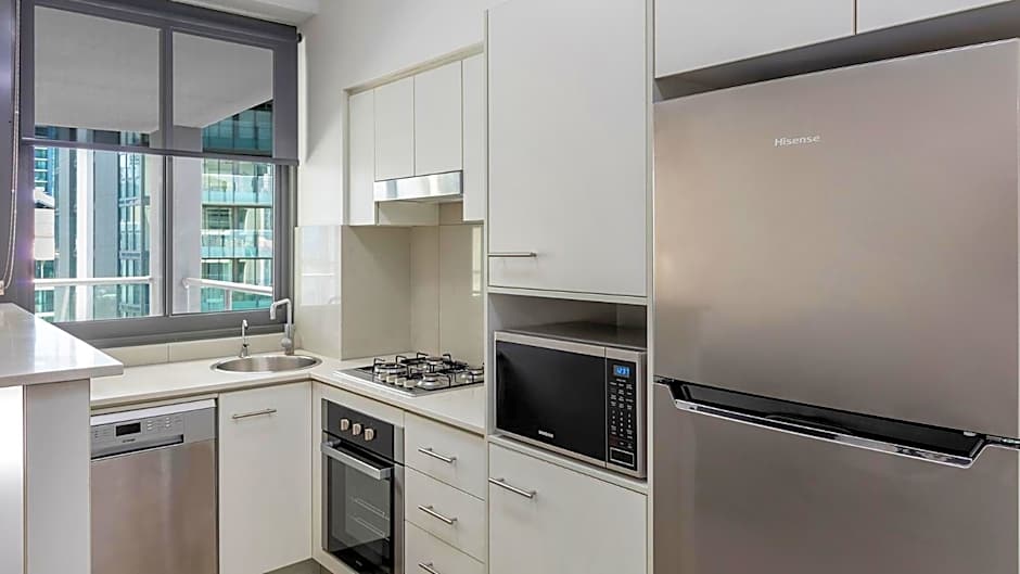 Oaks Brisbane on Margaret Suites