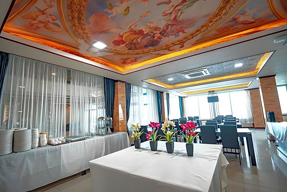 Blue Sky Residence Airport