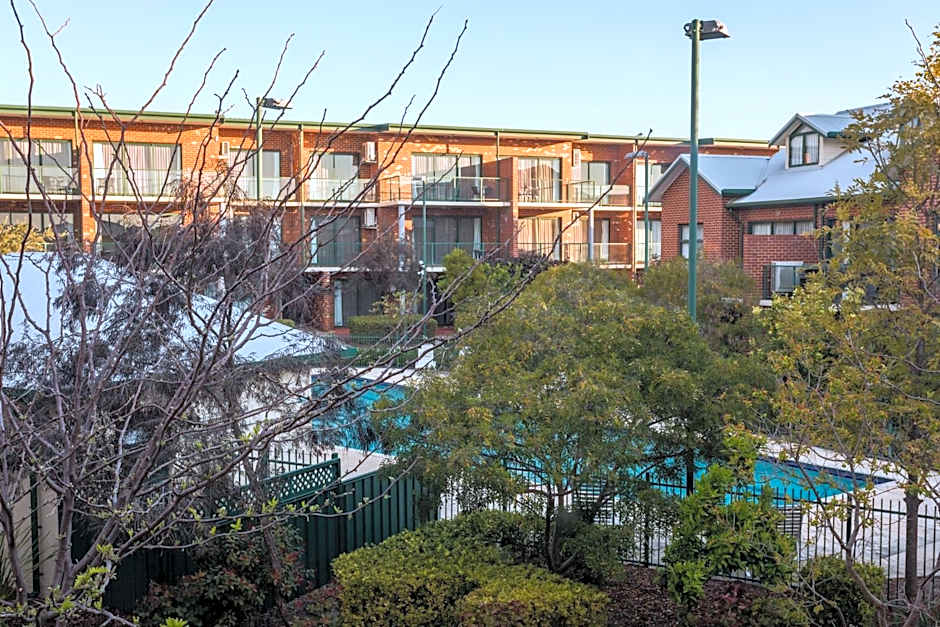 Perth Ascot Central Apartment Hotel