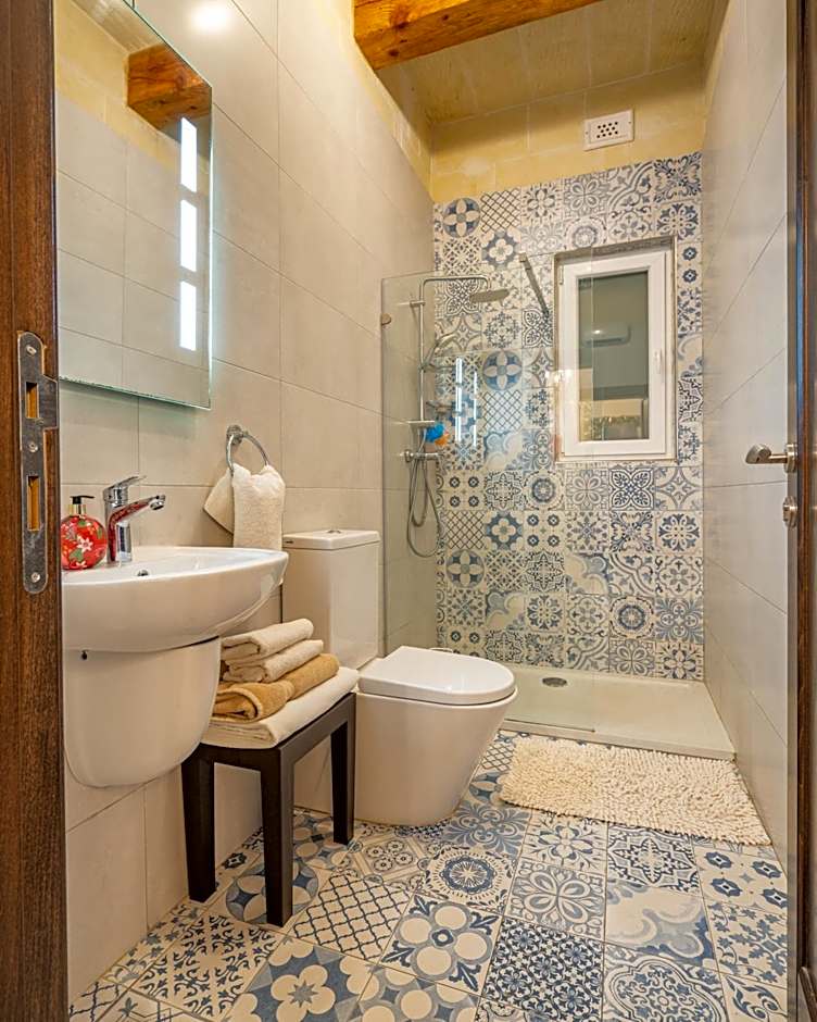 Ajuga Luxury Boutique B&B