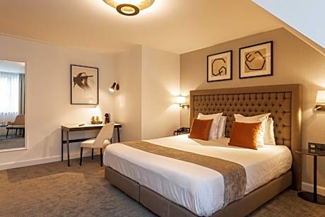 Double or Twin Room with Shower