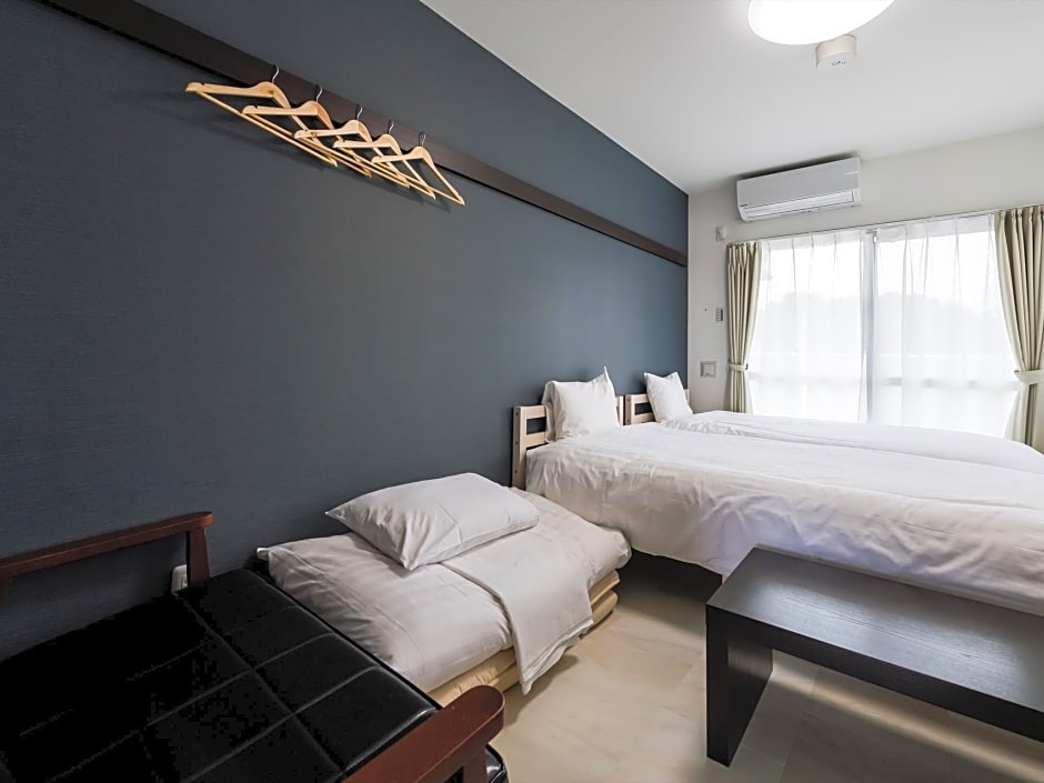 Hotel Tomas Nago