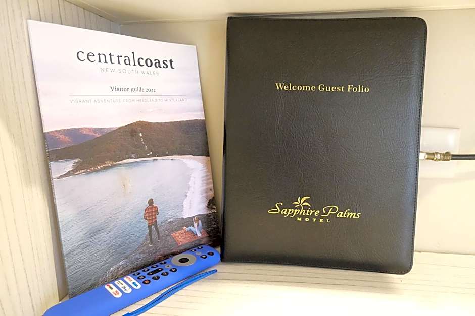 Sapphire Palms Motel