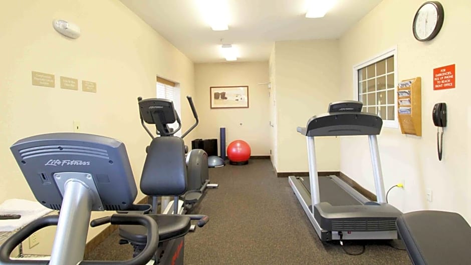 Candlewood Suites Bowling Green by IHG