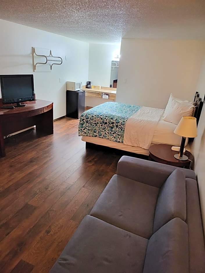 Smokey Point Motor Inn